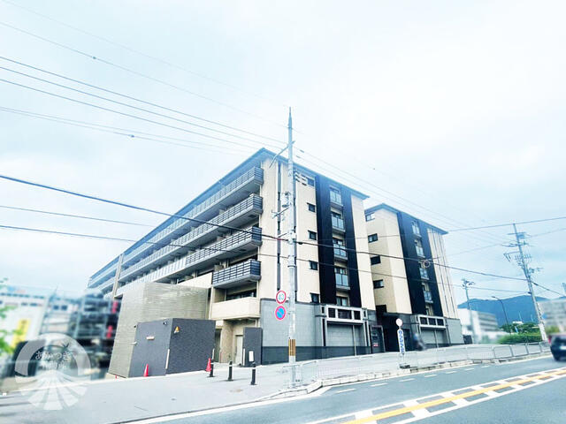 アットホーム】六地蔵駅の中古マンション 「築浅（築10年以内