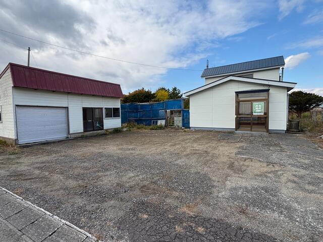 Cheap house for sale in Oshamambe, Hokkaido