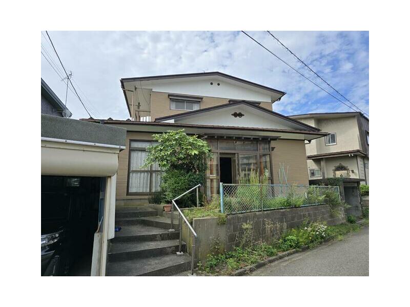 Akita City, Tsuchizaki Port South 2-chome (Tsuchizaki Station) 2-story building 7DK