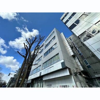 札幌市中央区役所 距離:3,472m