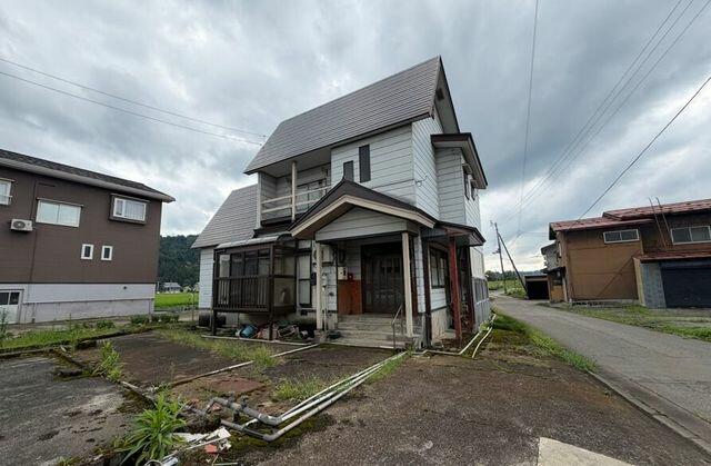Uonuma, Niigata property