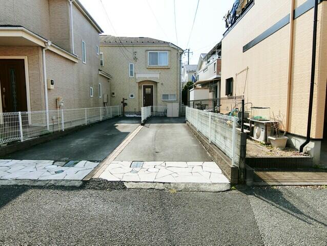 アットホーム 蓮田市 大字黒浜 蓮田駅 2階建 ４ｌｄｋ 1089366651 蓮田市の中古一戸建て 提供元 住宅情報館 株 一軒家 家の購入