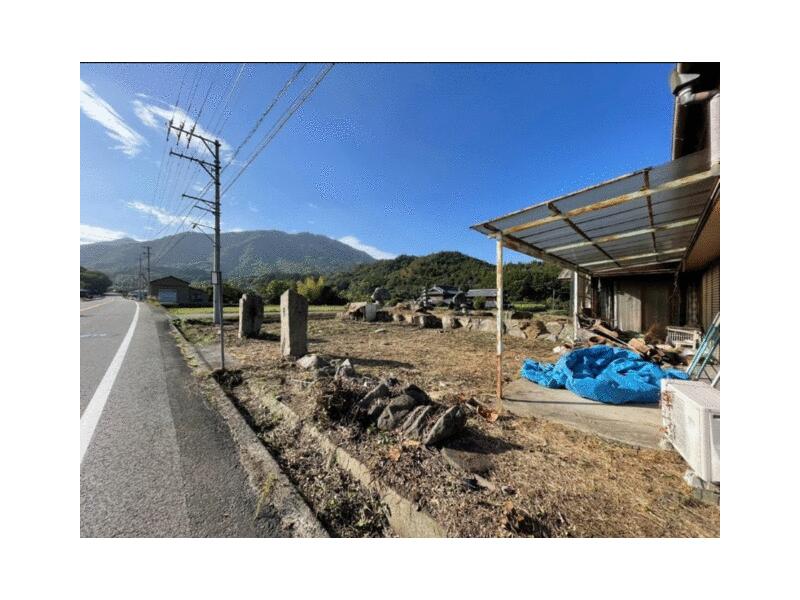 Higashikagawa City, Nishiyama (Sanbonmatsu Station) Single-story 7DK