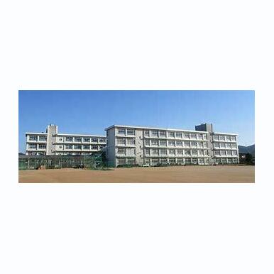 姫路市立朝日中学校 距離:1,372m