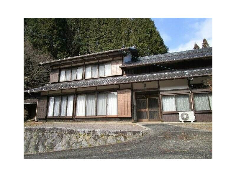 Shinjo City, Sakute Shiratori Aza Hirohata 2-story 10DK