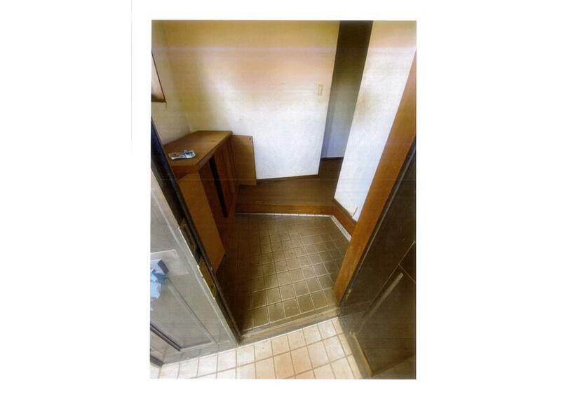 Yachimata City, Higashiyoshida (Yachimata Station) 2-story building, 4LDK