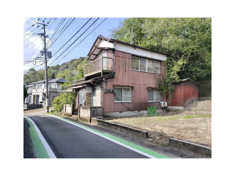 Kijima-gun, Kohoku Town, Oaza Sarushi (Kohoku Station) 2-story building 5DK