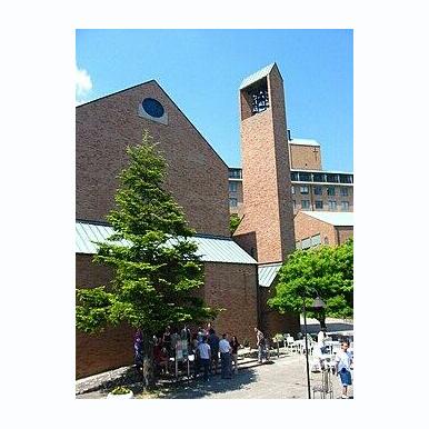 私立神戸松蔭大学 距離:763m