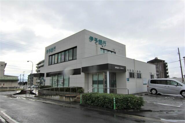 アットホーム シルエット野口 ａ棟 ２０１ ２ｌｄｋ 提供元 株 ハウスメイトショップ 松山東店 東温市の賃貸アパート