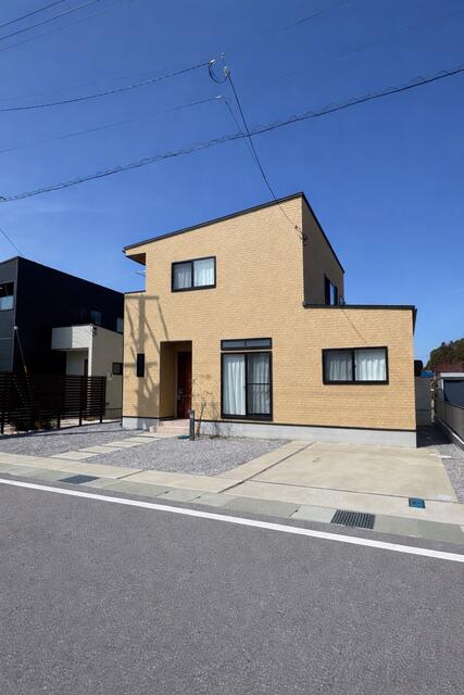 Cheap house for sale in Inukami, Shiga