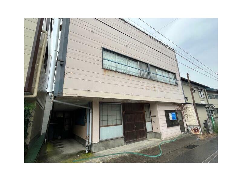 Yonezawa City, Higashi 3-chome (Yonezawa Station) 2-story 3LDK