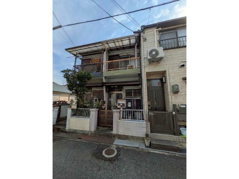 Neyagawa City, Takayanagi 2-chome (Neyagawa City Station) 2-story building 3DK