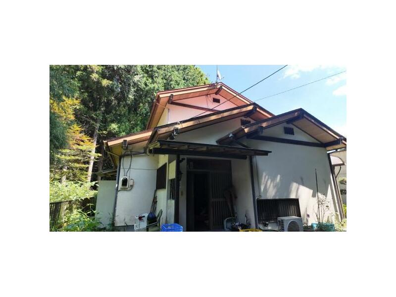 Arai, Yaita-shi, Yaita (Yaita Sta.) 2F 5DK

3,980,000 yen