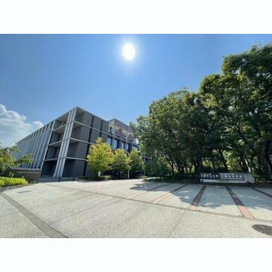 大阪公立大学 距離:1,536m