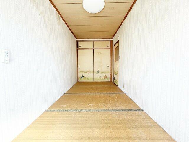 Minato-ku, Osaka City, Minato-Haru 4-chome (Osaka Port Station) 2-story building, 3K &mdash; photo 8