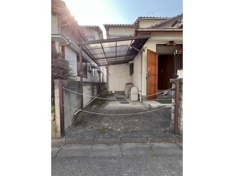 Wakayama City, Zaimokucho (Wakayama City Station) 2-story building 4DK