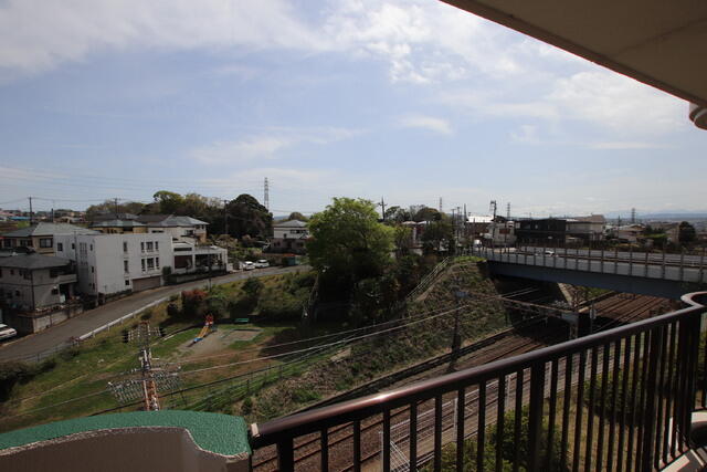 アットホーム 伊勢原市 東大竹２丁目 伊勢原駅 2階 ３ｄｋ 提供元 株 ハウスメイトショップ 相模大野店 伊勢原 市の賃貸マンション