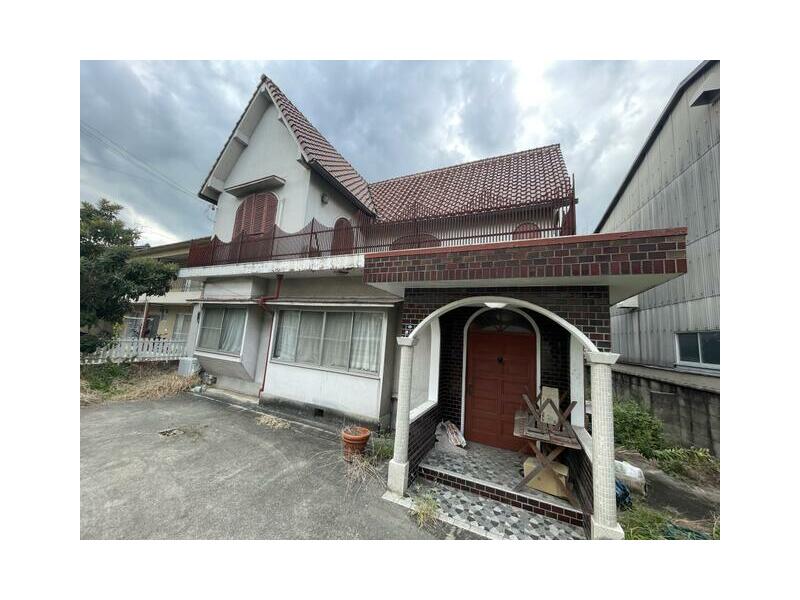 Kawai-cho, Kitakasugi-gun, Oaza Nishi Anagui (Samidagawa Station) 2F 8LDK

1,980,000 yen