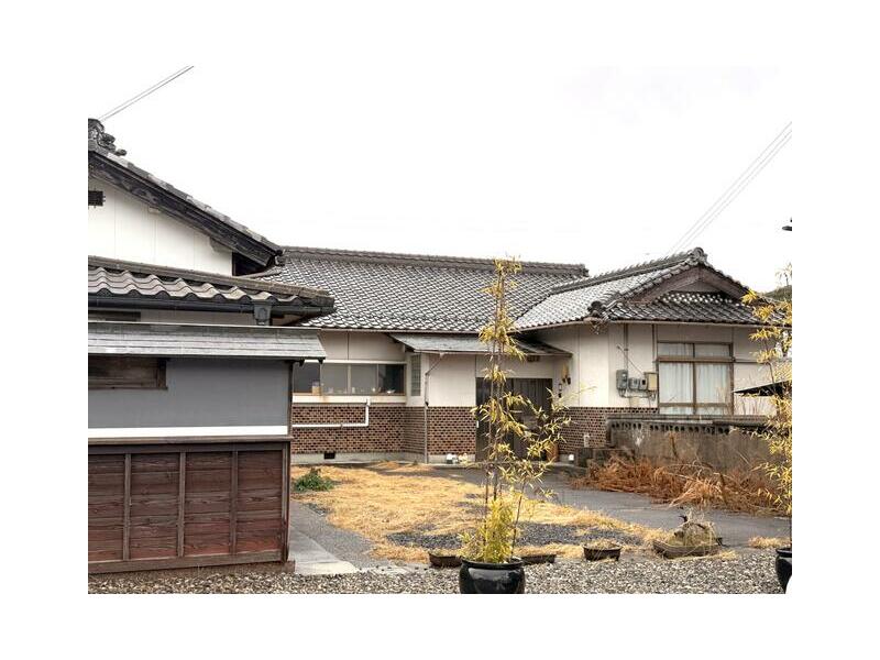 2F 11DK (Konan Sta.), Ryuhoushi, Konan-cho, Koka-shi, Koka

2,480,000 yen