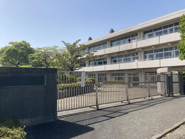 アットホーム 横浜市青葉区 新石川4丁目 たまプラーザ駅 2階建 4ldk 横浜市青葉区の中古一戸建て 提供元 株 フリーリーデザインボックス 一軒家 家の購入 アットホーム 横浜市青葉区 新石川4丁目 たまプラーザ駅 2階建 4ldk 横浜市青葉区の中古一戸建て 提供元 株 フリーリーデザインボックス 一軒家 家の購入