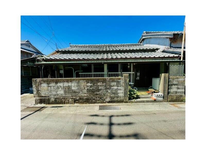 Hiwasa-ura, Minami-cho, Kaibe-gun (Hiwasa Sta.) Single story house, 4DK

1.8 million yen