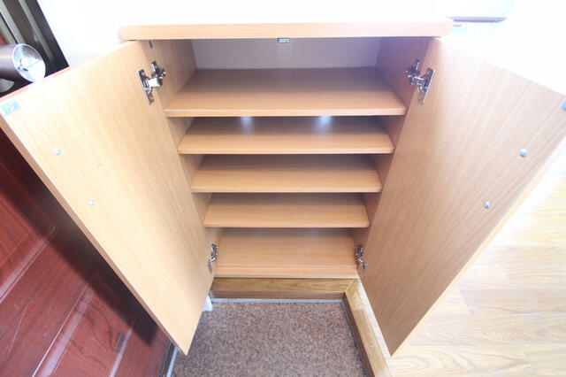 アットホーム リリーハイツ丸山 ３０１ ２ｄｋ 提供元 株 洞口 ルームセレクト藤が丘店 名古屋市千種区の賃貸マンション