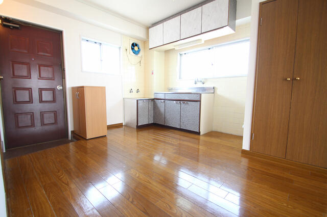 アットホーム リリーハイツ丸山 ３０１ ２ｄｋ 提供元 株 洞口 ルームセレクト藤が丘店 名古屋市千種区の賃貸マンション