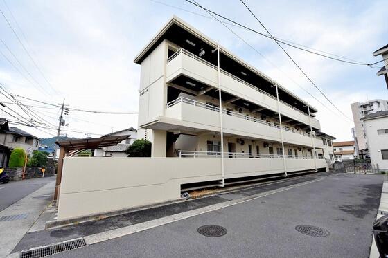 アットホーム 広島市安佐南区 中筋3丁目 中筋駅 2階 3dk 提供元 株 大和興産 中筋駅前店 広島 市安佐南区の賃貸マンション アットホーム 広島市安佐南区 中筋3丁目 中筋駅 2階 3dk 提供元 株 大和興産 中筋駅前店 広島 市安佐南区の賃貸マンション