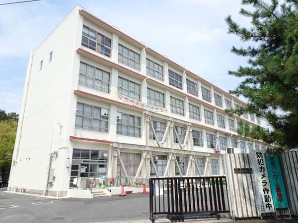 アットホーム 大津市 秋葉台 瓦ヶ浜駅 2階建 ３ｌｄｋ 大津市の新築一戸建て 提供元 センチュリー21株式会社ライフアドバンス南草津店 一軒家 家の購入