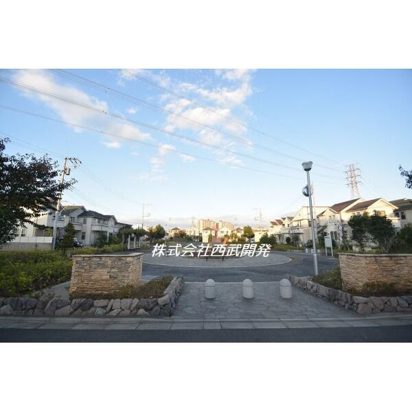 アットホーム 入間郡三芳町 大字藤久保 鶴瀬駅 2階建 ４ｌｄｋ 入間郡三芳町の新築一戸建て 提供元 株 西武開発 ふじみ野店 一軒家 家の購入