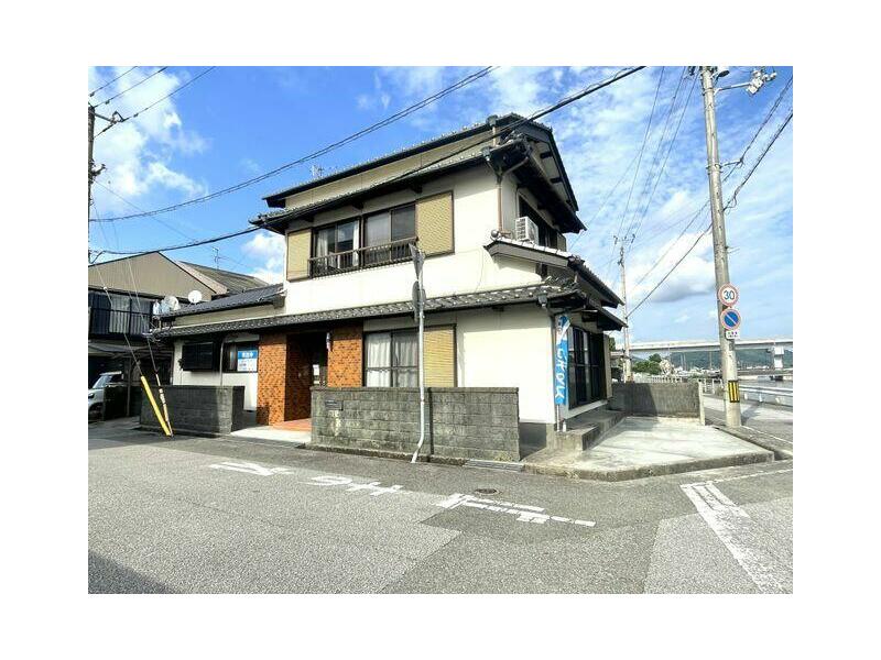Kochi City, Kazushima 4-chome (Kazushima Higashizume Station) 2-story building 5DK