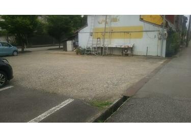 アットホーム 高岡市 中川園町 越中中川駅 の駐車場 提供元 株 シイナ 高岡市の貸駐車場