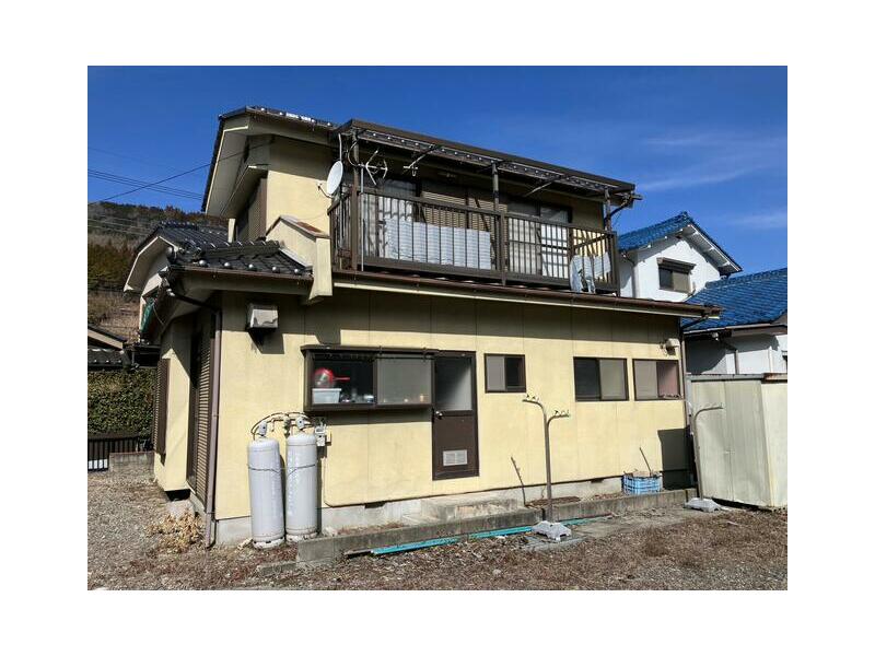 Iwama, Ichikawamisato-cho, Nishiyashiro-gun (Kai Iwama station) 2F 3LDK

3,000,000 yen