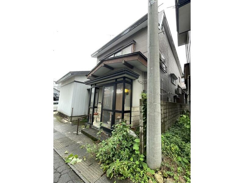 Shinjo City, Kitamachi (Shinjo Station) 2-story building 6DK