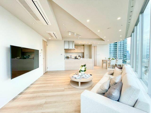 アットホーム】THE TOYOSU TOWER 34階 2SLDK アットホーム】THE TOYOSU TOWER 34階 2SLDK