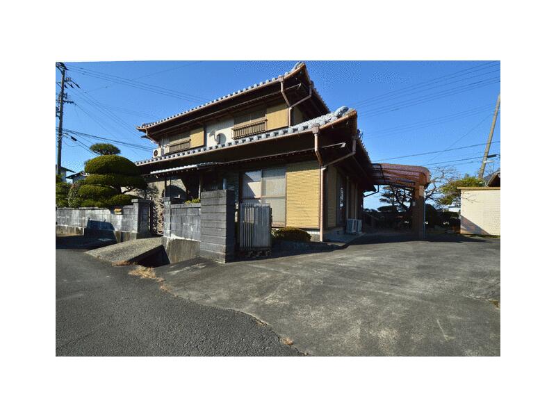 Komatsushima City, Taura Town, Imaza (Nakada Station) 2-story 7DK