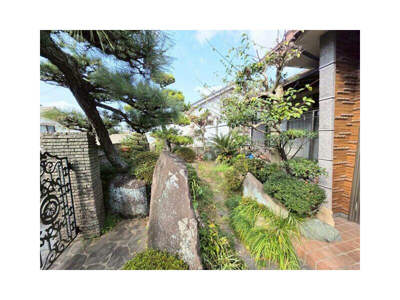 2-story building, 5DK, 3-chome, Miyahara, Kure City (Kure Station)