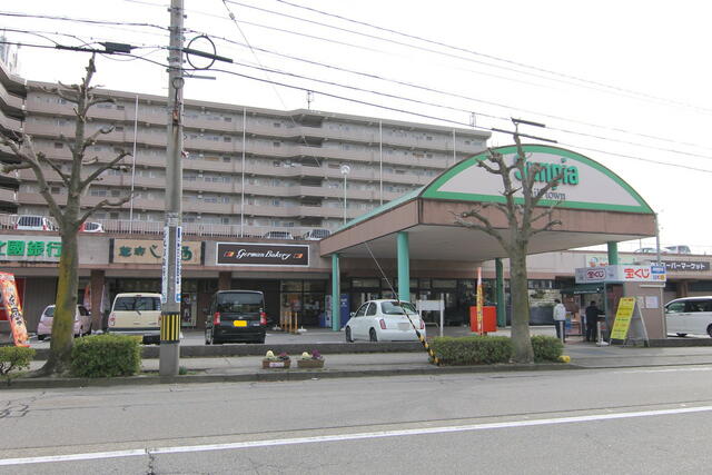 アットホーム サンピア泉ヶ丘 910 ３ｄｋ 提供元 株 アパートマン 金沢駅前店 金沢市の賃貸マンション