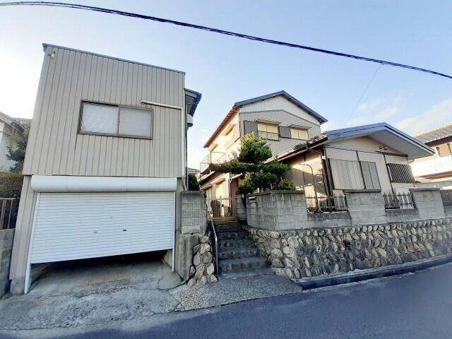 アットホーム ガレージハウス馳出町 １ ６ｓｌｄｋ 提供元 株 賃貸メイト 鈴鹿中央店 四日市市の賃貸一戸建て