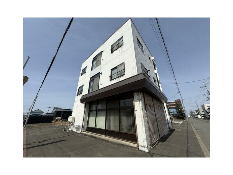 Iwamizawa City, Gojō Nishi 8-chōme (Iwamizawa Station) 3-story building 6LDK