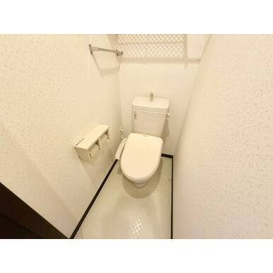 ウォシュレット付いてます
