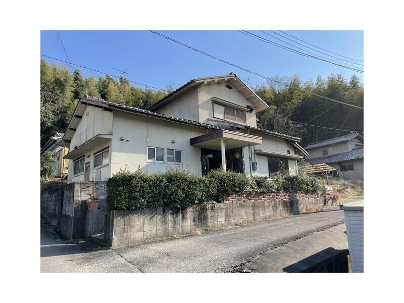 Yamashita-cho, Kasai-city (Harima-Yokota Sta.) 2F 6DK

2.8 million yen