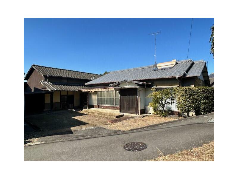 2F 11DK in Hatada, Ayagawa-cho, Ayaka-gun, Kanagawa (Hatada Sta.)

2.5 million yen