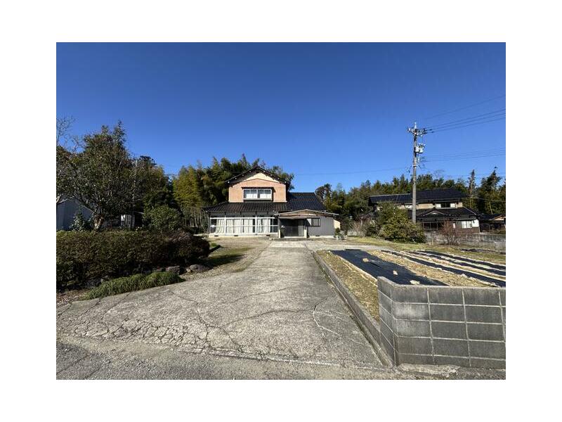 Nanao City, Mangyo Town (Nanao Station) 2-story building 5DK