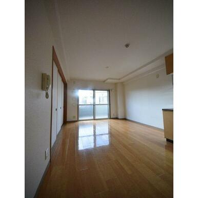 ソラーレＮ　リビング