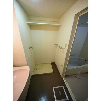 ソラーレＮ　洗面脱衣所