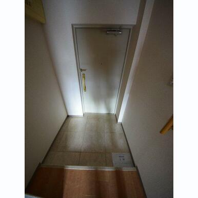 ソラーレN 玄関