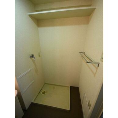 ソラーレＮ　室内洗濯機置き場