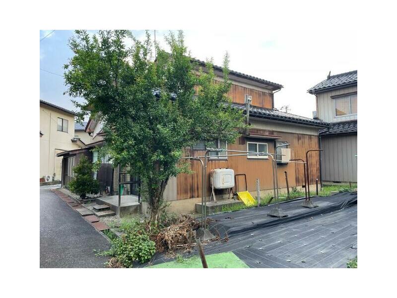 Takaoka City, Iguchi Hon'e (Takaoka Station), 2-story, 7DK