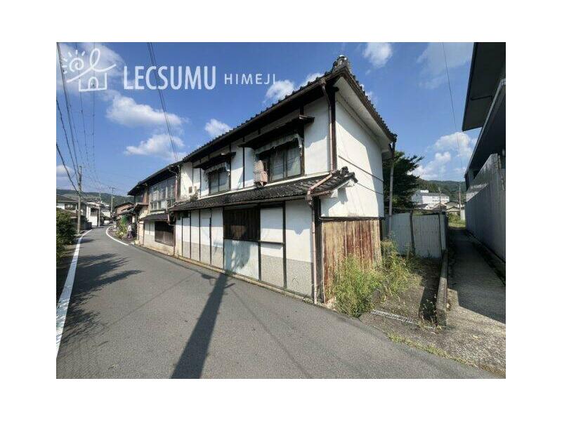 Sayou County, Sayou Town, Mikazuki (Mikazuki Station) 2-story 8DK